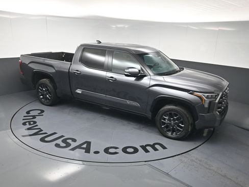 Used 2025 Toyota Tundra Platinum image 15