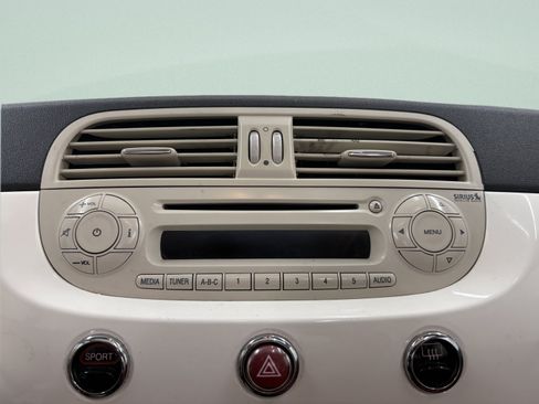 Used 2013 FIAT 500 Lounge w/ Luxury Leather Pkg FWD image 15