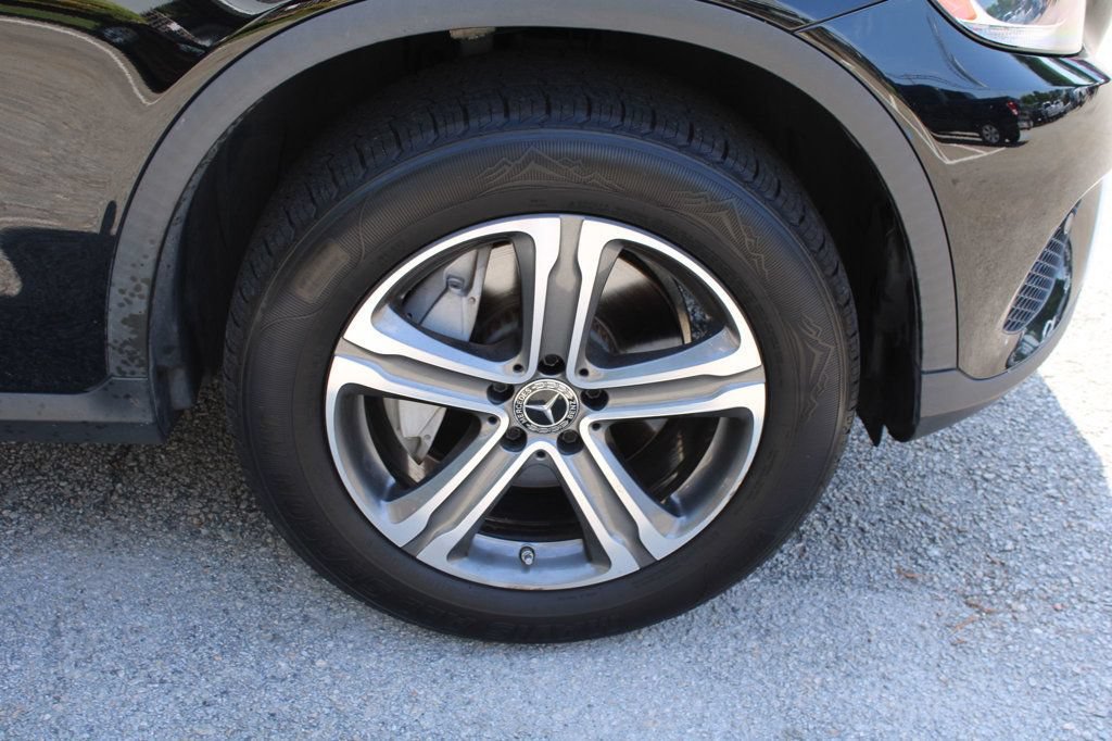 Used 2019 Mercedes-Benz GLC 300 4MATIC image 35