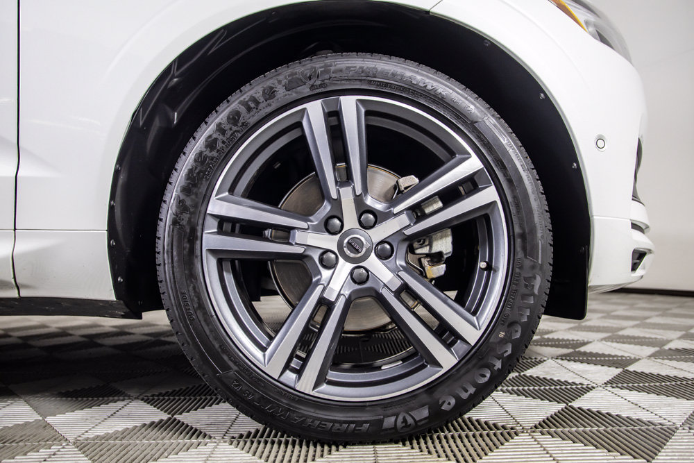 Used 2019 Volvo XC60 T5 Momentum w/ Premium Package FWD image 39