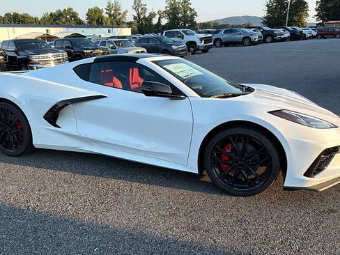 New 2027 Chevrolet Corvette Stingray Coupe w/ 1LT RWD image 7