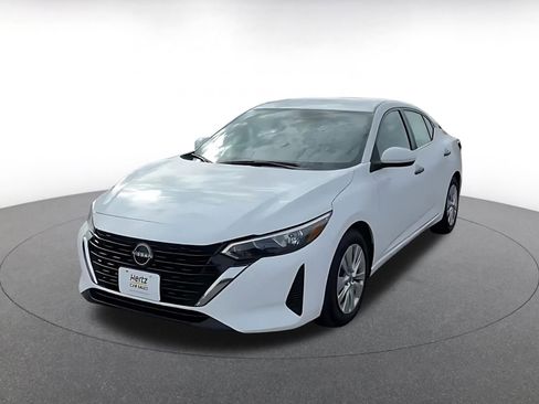 Used 2025 Nissan Sentra S image 7