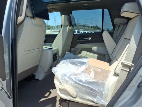 New 2026 GMC Yukon Denali w/ Advanced Technology Package AWD/4WD image 14