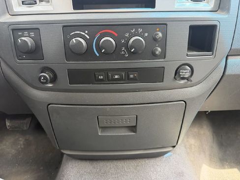 Used 2008 Dodge Ram 2500 Truck SLT w/ Popular Equipment Group AWD/4WD image 19
