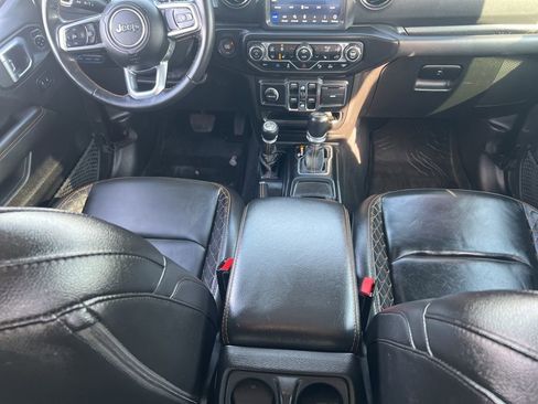 Used 2021 Jeep Wrangler Unlimited Sahara image 17