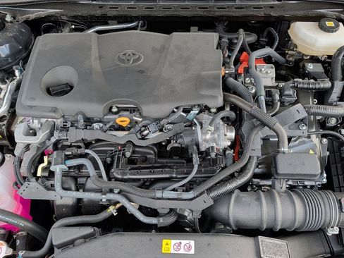 Certified 2025 Toyota Camry SE image 33