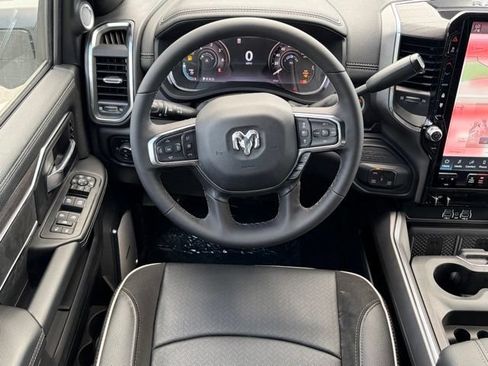 New 2026 RAM 2500 Laramie AWD/4WD image 36