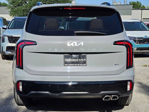 Used 2024 Kia Telluride SX Prestige X-Pro AWD/4WD image 4
