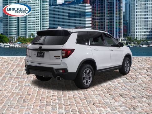 Used 2023 Honda Passport TrailSport image 5
