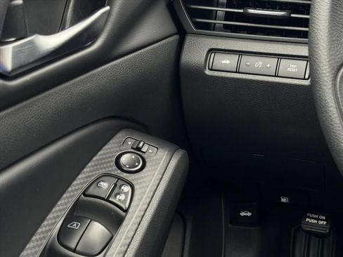 Certified 2024 Nissan Altima 2.5 SV FWD image 25