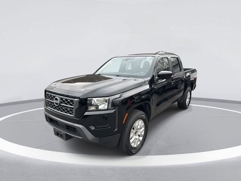 Used 2023 Nissan Frontier SV image 4