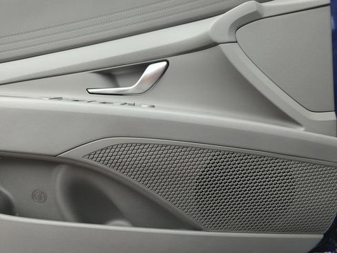 Used 2024 Hyundai Elantra SEL image 29