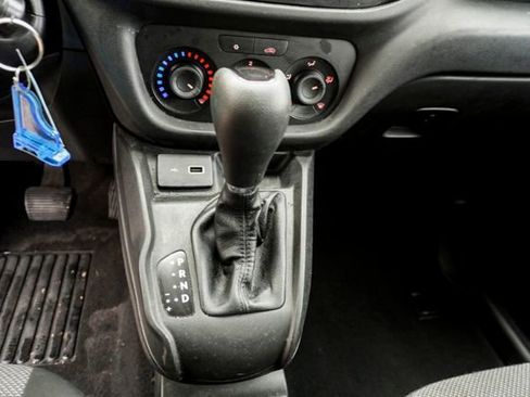 Used 2021 RAM ProMaster City Tradesman w/ Window Group 09 image 13