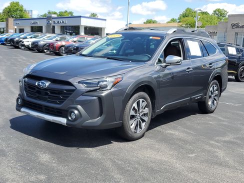 Used 2025 Subaru Outback Touring XT w/ Popular Package #2 AWD/4WD image 30