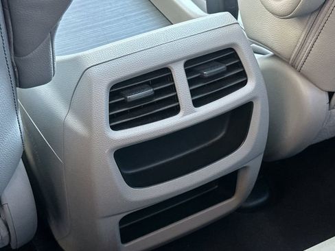 Used 2023 Honda Ridgeline RTL image 13