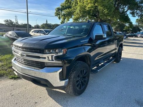 Used 2021 Chevrolet Silverado 1500 LT RWD image 2