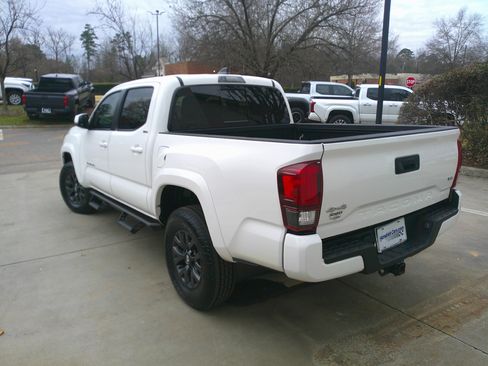 Used 2023 Toyota Tacoma SR5 image 12