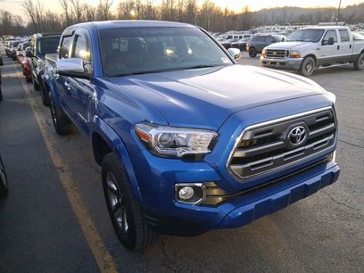 Used 2017 Toyota Tacoma Limited w/ Tow Package