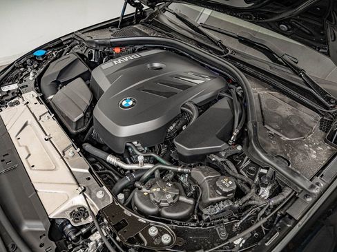New 2026 BMW 330i xDrive Sedan w/ Premium Package AWD/4WD image 39