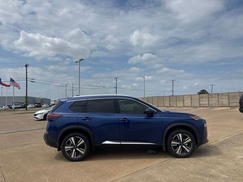 Certified 2023 Nissan Rogue SL w/ SL Premium Package FWD image 24