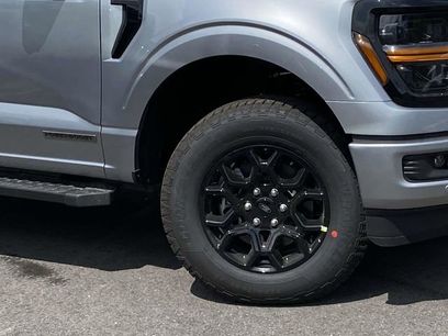 New 2025 Ford F150 XLT w/ Equipment Group 302A MID