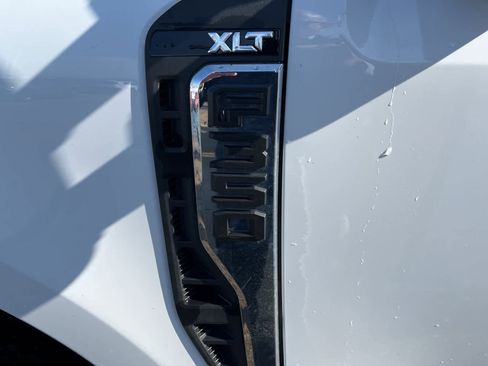 Used 2024 Ford F350 XLT image 11