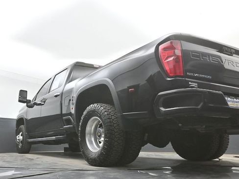 Used 2022 Chevrolet Silverado 3500 High Country w/ Safety Package II AWD/4WD image 46