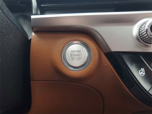 Used 2024 Kia Telluride EX X-Line image 29