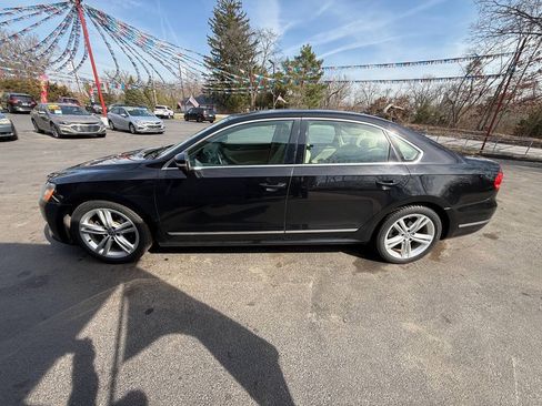 Used 2014 Volkswagen Passat TDI SE FWD image 4