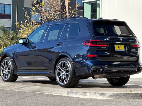 New 2026 BMW X7 M60i w/ Executive Package image 5