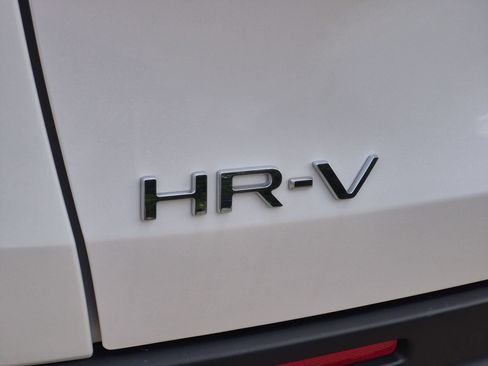 Certified 2024 Honda HR-V Sport image 28