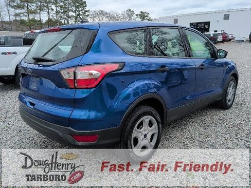 Used 2018 Ford Escape S image 4