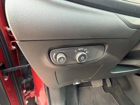 Certified 2024 Buick Encore GX Sport Touring w/ Comfort Package FWD image 11