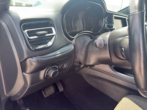 Used 2024 Dodge Durango SXT AWD/4WD image 14