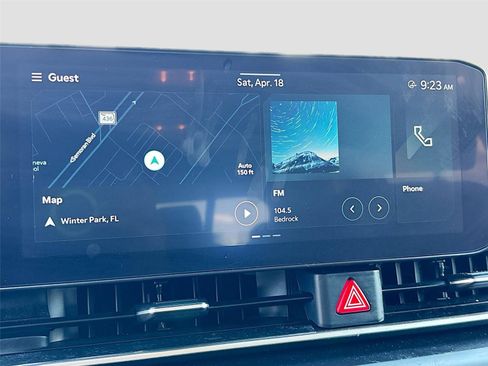 Used 2025 Kia Carnival image 15