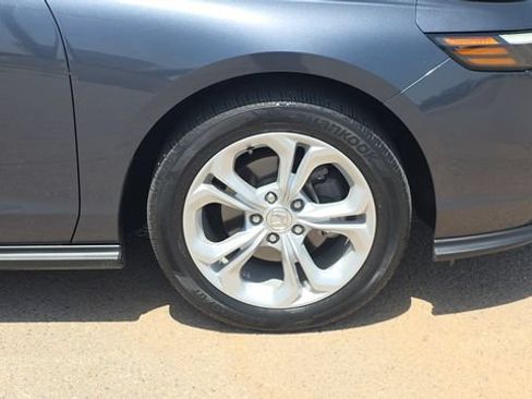 Used 2023 Honda Accord LX image 31