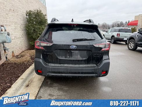 Used 2024 Subaru Outback Onyx Edition image 6