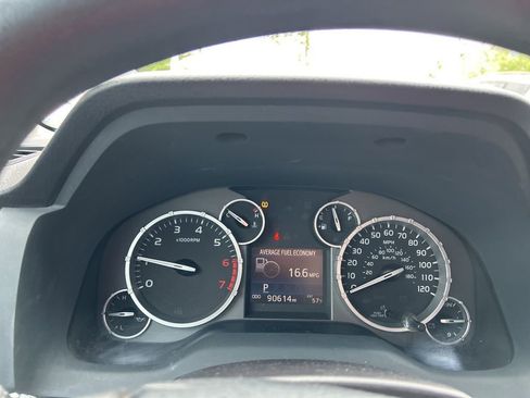 Used 2016 Toyota Tundra SR5 w/ TRD Off Road Package AWD/4WD image 25