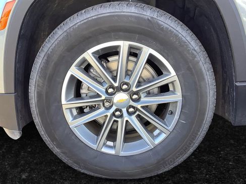 Used 2023 Chevrolet Traverse LT w/ LPO, Floor Liner Package image 23