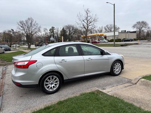 Used 2012 Ford Focus SE image 12