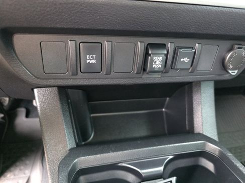 Used 2022 Toyota Tacoma SR5 image 27