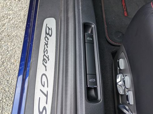 Used 2023 Porsche 718 Boxster GTS image 16