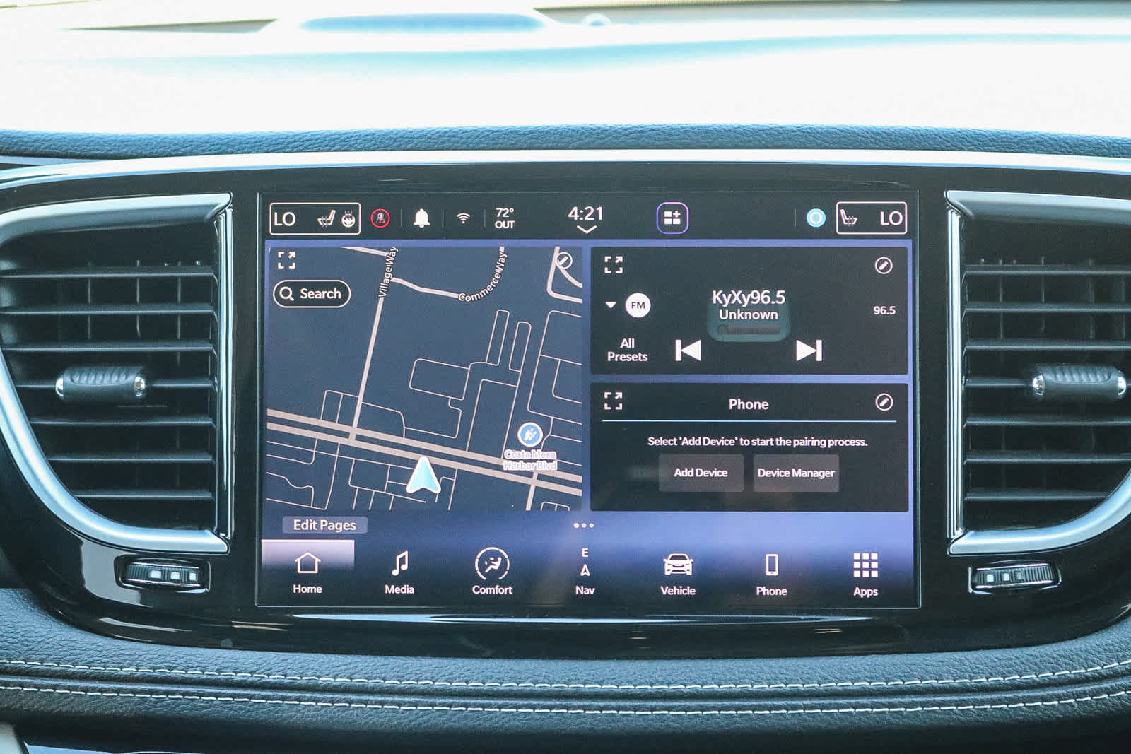 Used 2023 Chrysler Pacifica Limited FWD image 14