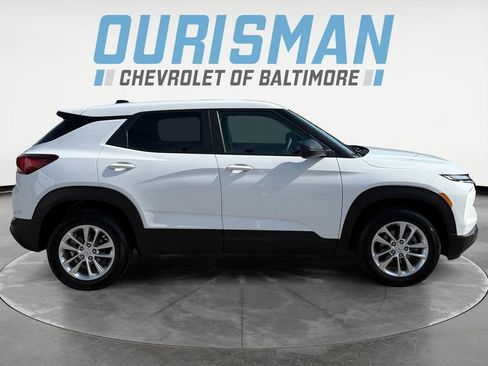 Used 2025 Chevrolet TrailBlazer LS w/ LS Convenience Package AWD/4WD image 7