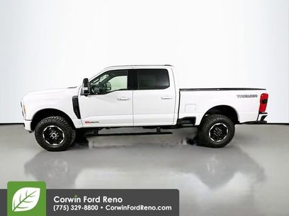 New 2026 Ford F350 Platinum w/ Tremor Off-Road Package