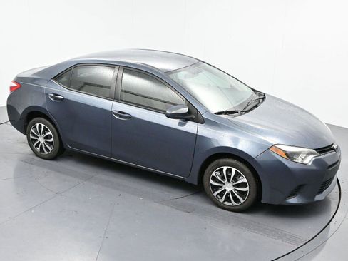 Used 2014 Toyota Corolla LE image 32