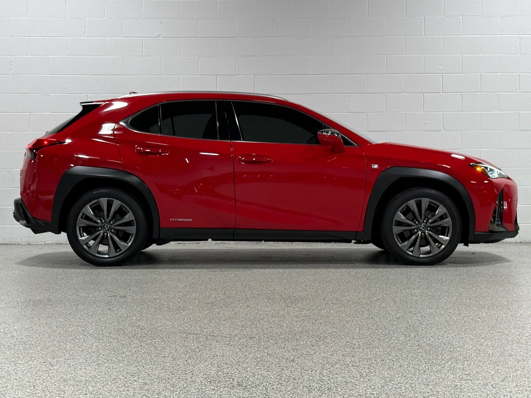 Used 2021 Lexus UX 250h F Sport w/ F Sport Premium Package AWD/4WD image 5