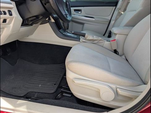 Used 2015 Subaru Crosstrek 2.0i Premium w/ Moonroof Package image 9