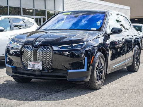 Used 2024 BMW iX xDrive50 image 5