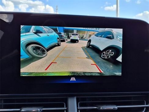New 2025 Chevrolet Trax RS w/ Driver Confidence Package image 28